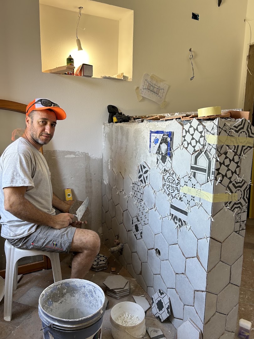 Loris Varbaro - Artigiano Edile e Piastrellista — Foto 10